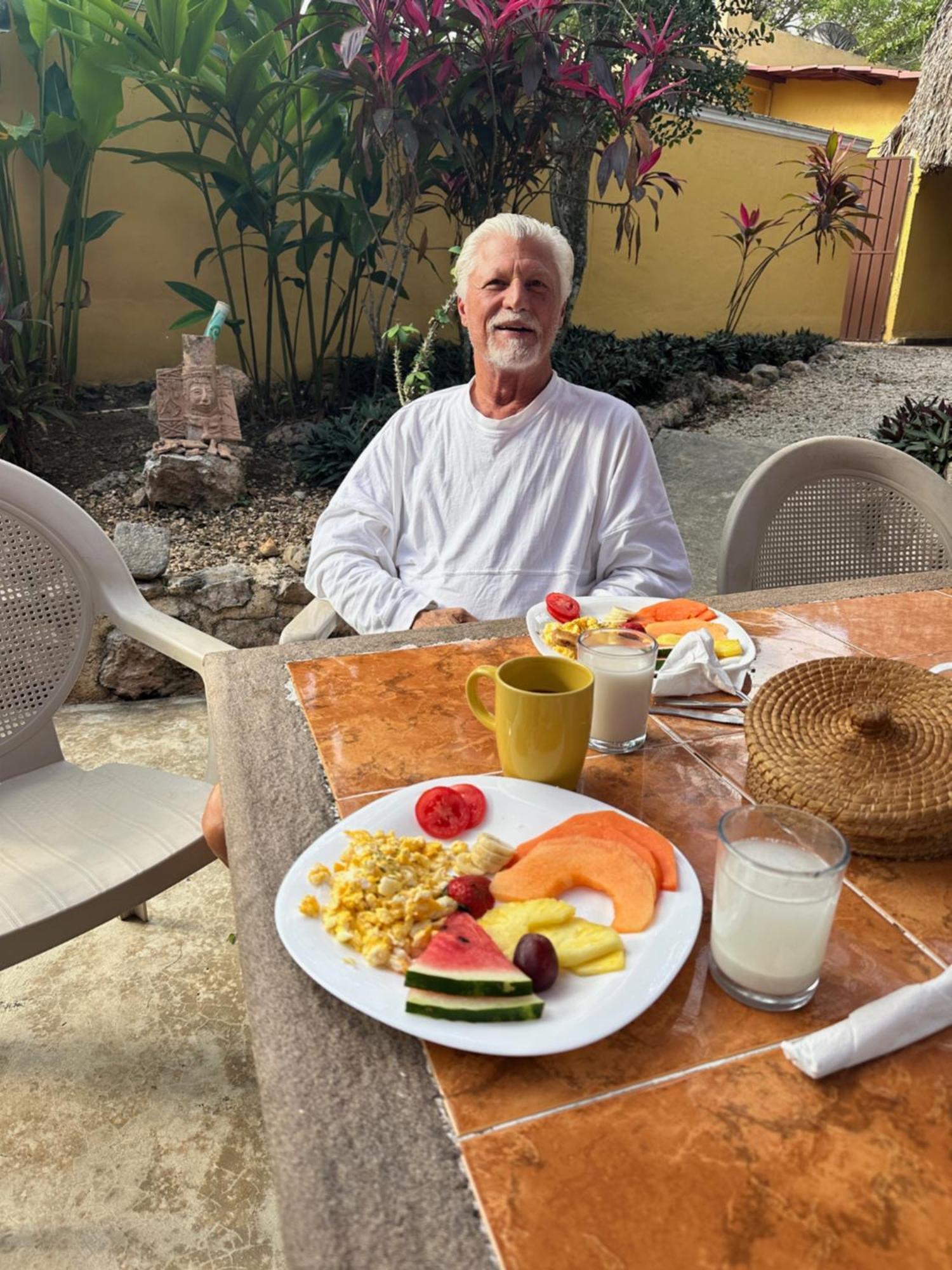 The Pickled Onion B&B And Restaurant Uxmal Santa Elena Ngoại thất bức ảnh