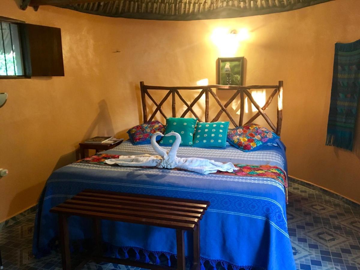 The Pickled Onion B&B And Restaurant Uxmal Santa Elena Ngoại thất bức ảnh